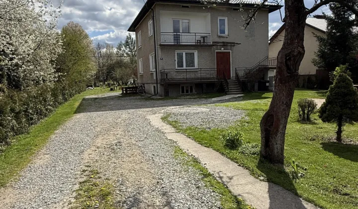 budynek wielorodzinny, 6 pokoi Besko, ul. Bieszczadzka