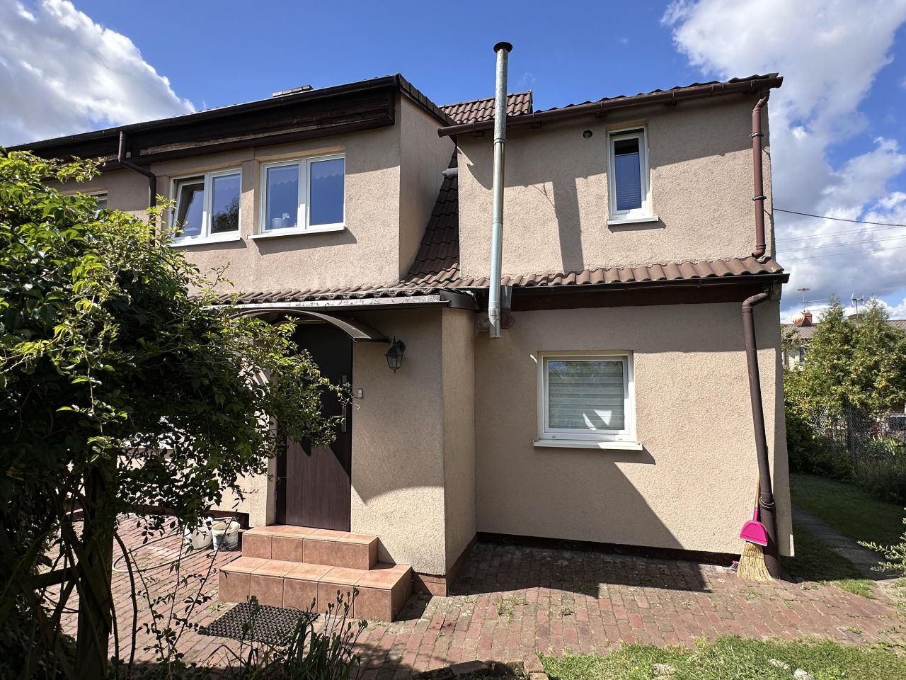 dom wolnostojący, 5 pokoi Szczecin Gumieńce, ul. Krzywa. Zdjęcie 2