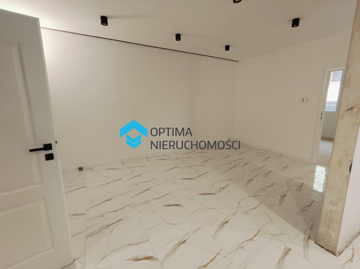 Mieszkanie 3-pokojowe Jelenia Góra. Zdjęcie 4