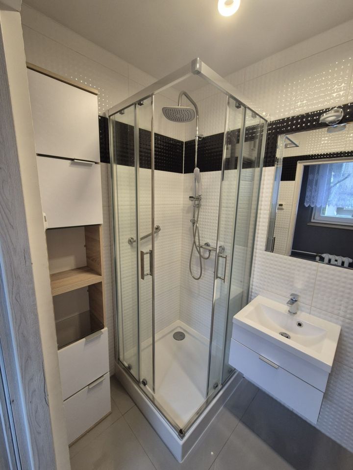 Mieszkanie 3-pokojowe Wałbrzych Piaskowa Góra, ul. Władysława Broniewskiego. Zdjęcie 3