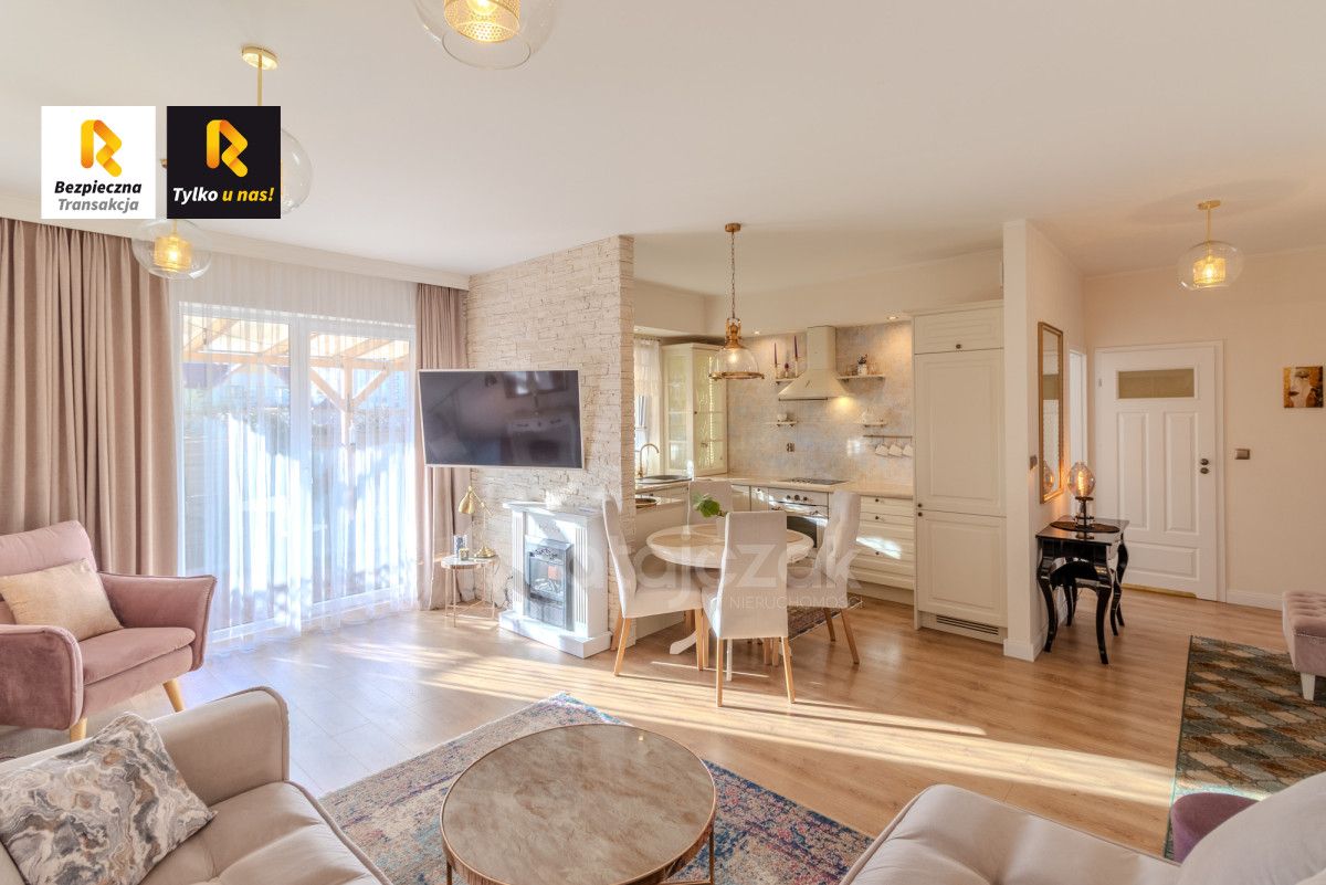 Mieszkanie 3-pokojowe Rumia, ul. Dębogórska. Zdjęcie 1