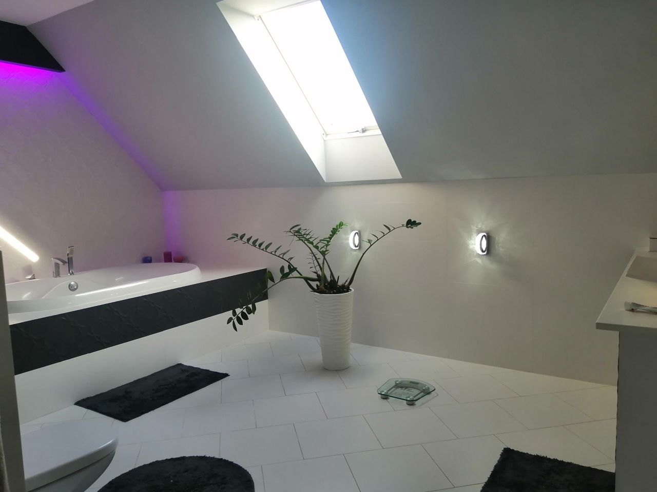 dom wolnostojący, 7 pokoi Paprotnia, ul. Koralowa. Zdjęcie 16