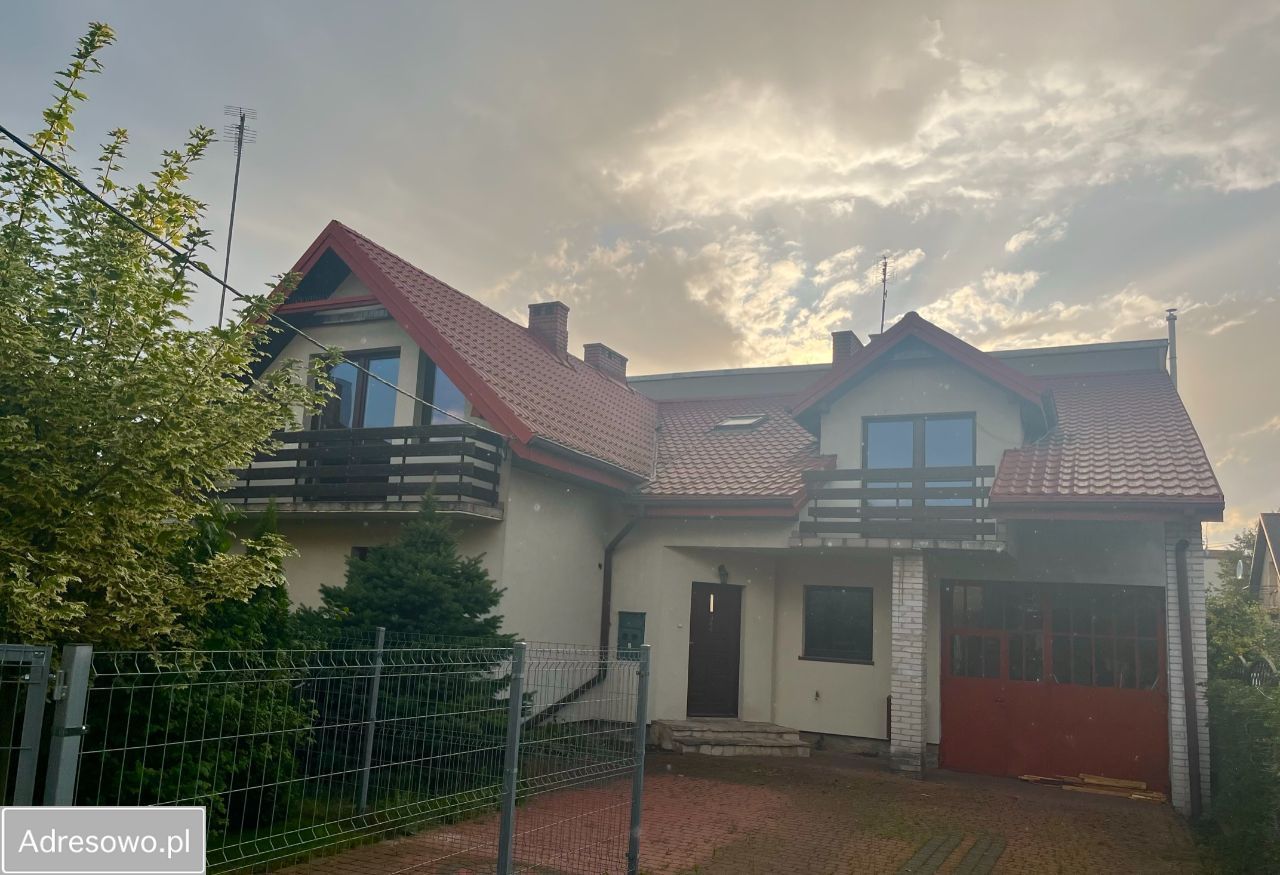 dom wolnostojący, 5 pokoi Węgrów, ul. Topolowa