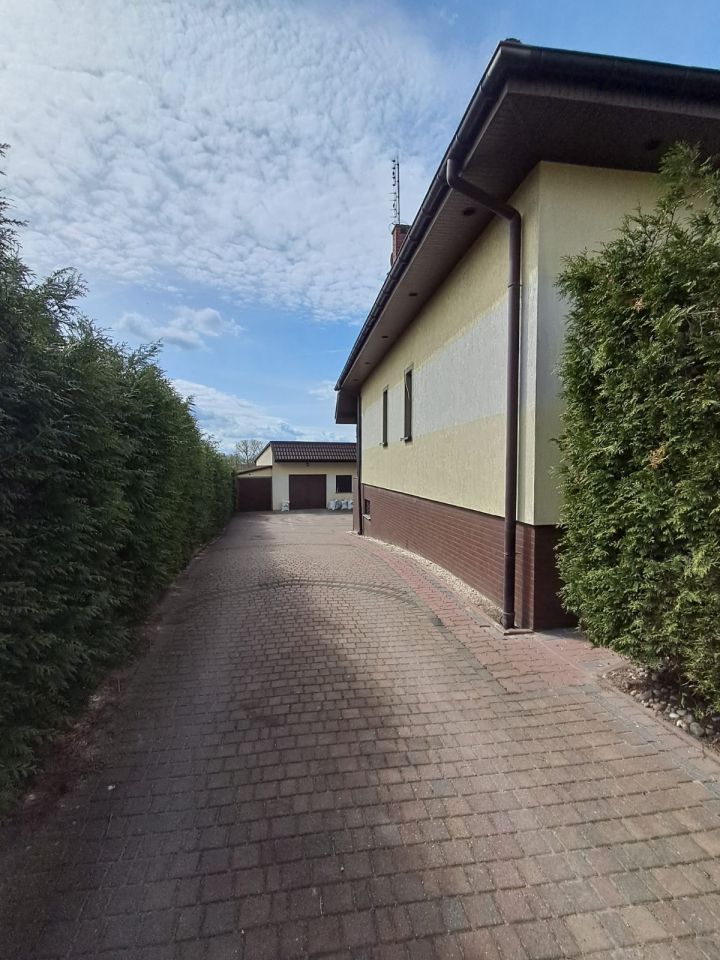 dom wolnostojący, 6 pokoi Kalisz Majków, ul. gen. Ryszarda Kuklińskiego. Zdjęcie 7