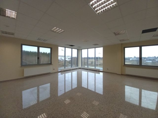 Hala/magazyn Wólka Kosowska. Zdjęcie 3