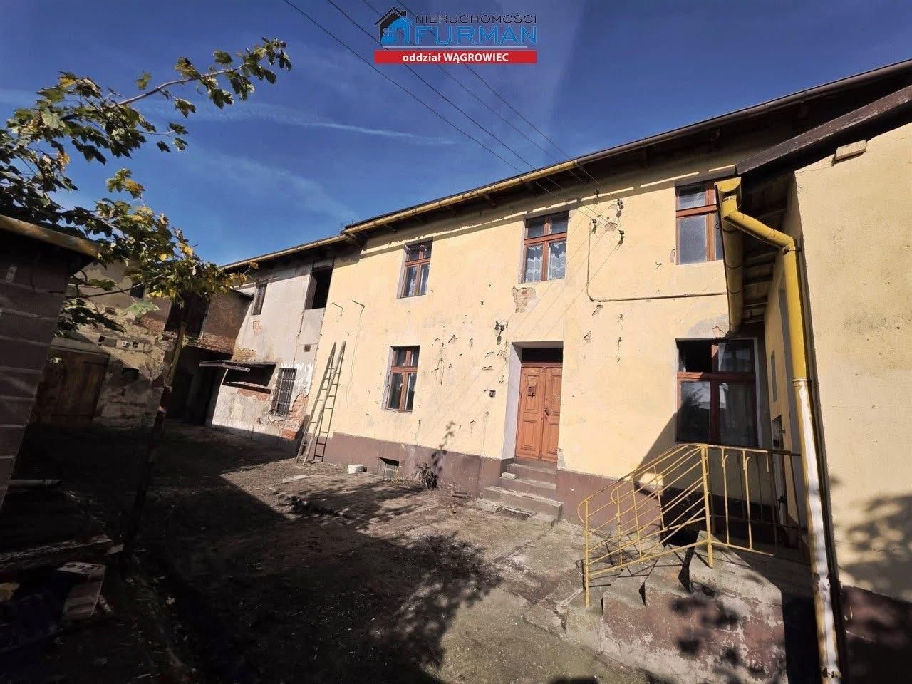 dom szeregowy, 7 pokoi Łekno, Plac powstańców Wielkopolskich. Zdjęcie 6