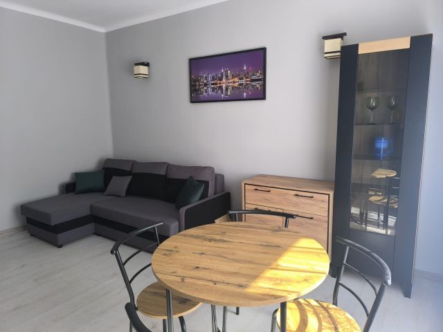 Mieszkanie 3-pokojowe Ostrowiec Świętokrzyski Centrum, ul. Stodolna. Zdjęcie 1