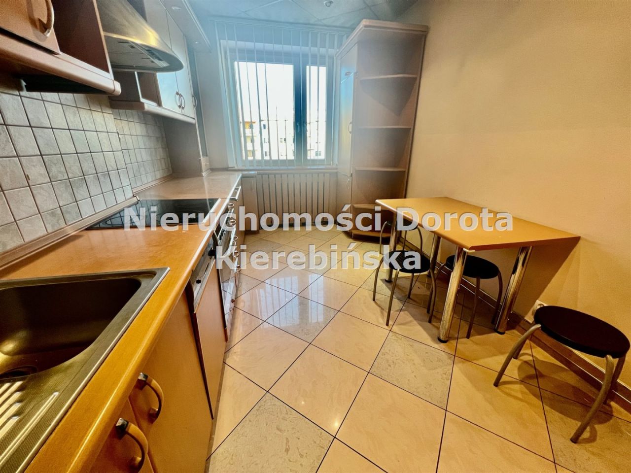 Mieszkanie 3-pokojowe Tomaszów Mazowiecki, ul. Smugowa. Zdjęcie 4