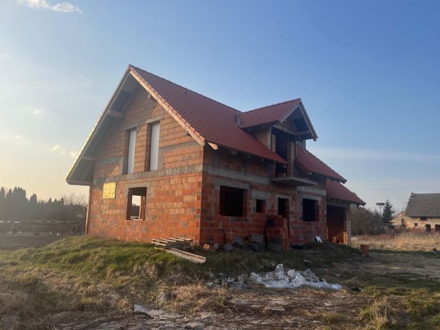 dom wolnostojący, 5 pokoi Kotowice. Zdjęcie 2