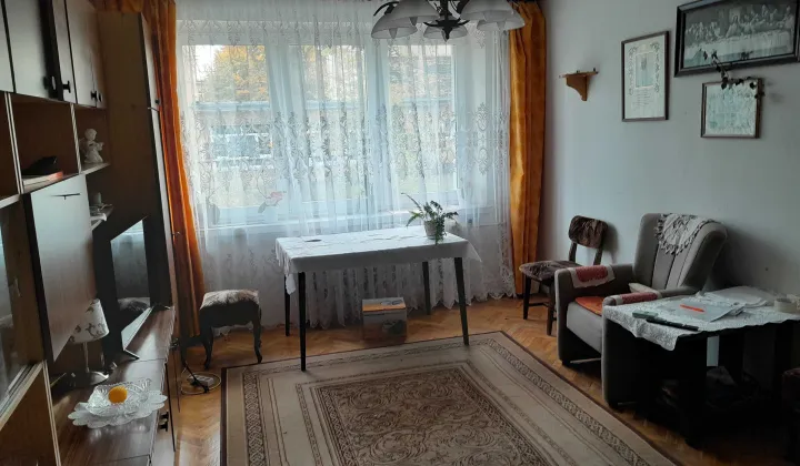 Mieszkanie 3-pokojowe Pionki, ul. Szkolna