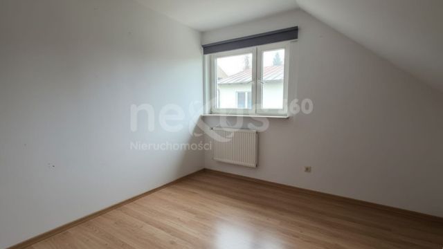 dom wolnostojący, 7 pokoi Smolec. Zdjęcie 18