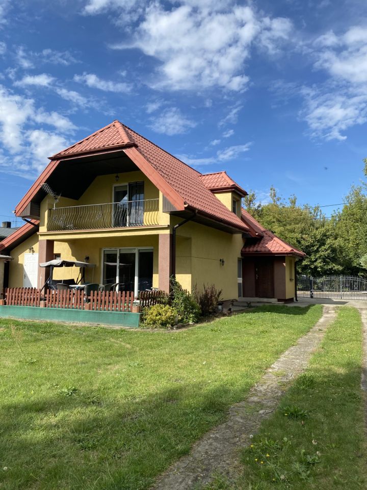 dom wolnostojący, 4 pokoje Ozorków, ul. Praga