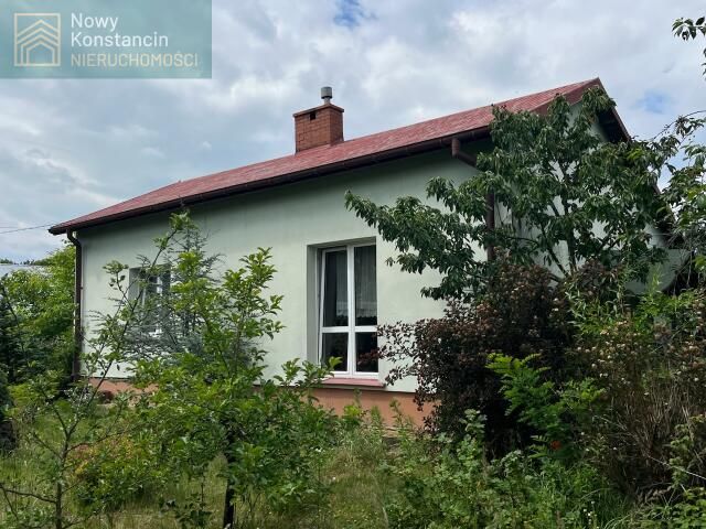 dom wolnostojący, 2 pokoje Czarnów, ul. Partyzantów. Zdjęcie 1