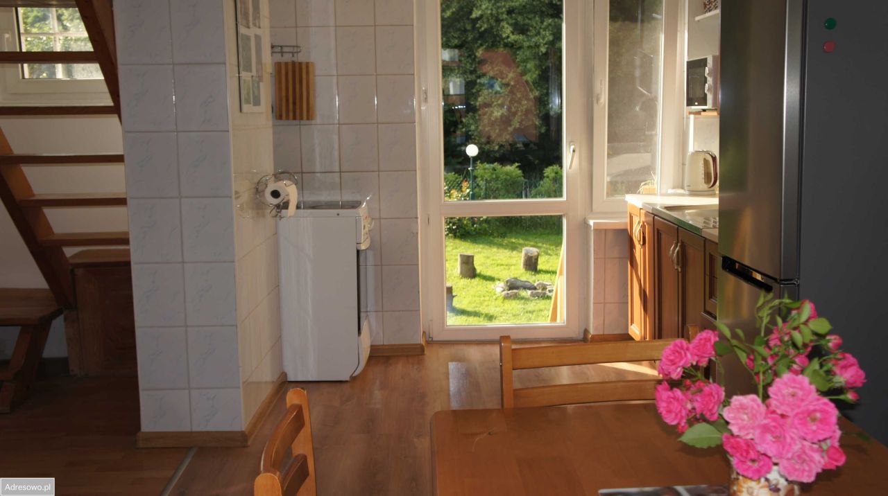 dom wolnostojący, 6 pokoi Jarnołtówek. Zdjęcie 7