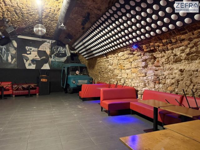 Lokal Kraków Stare Miasto. Zdjęcie 3