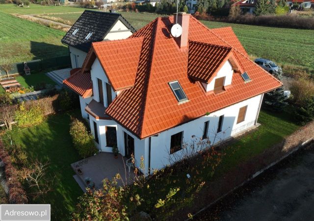 dom wolnostojący, 6 pokoi Toruń Kaszczorek, ul. Kubusia Puchatka. Zdjęcie 1