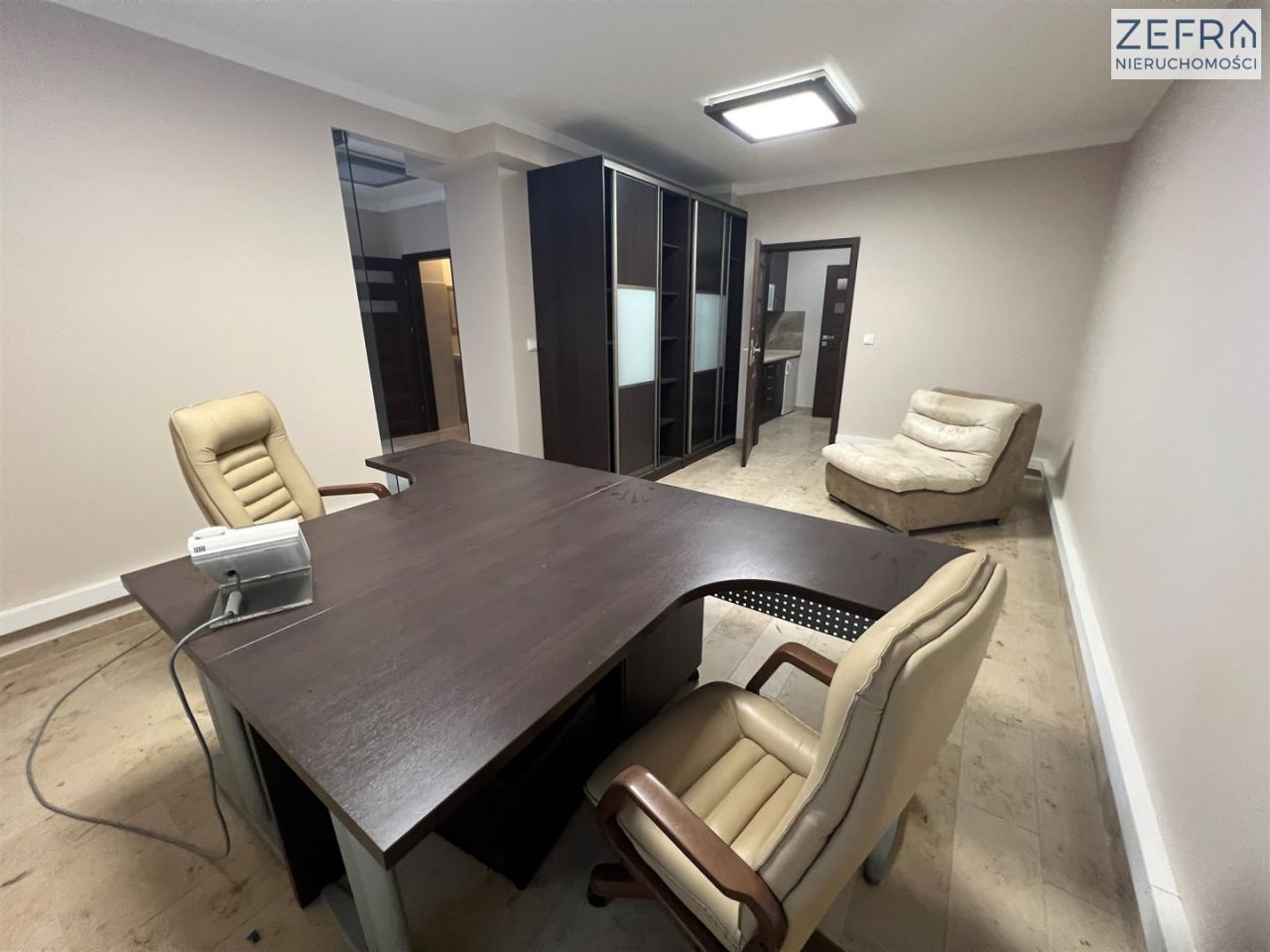 Biuro Kraków Bronowice, ul. Juliusza Lea. Zdjęcie 1