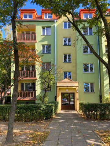 Mieszkanie 3-pokojowe Wrocław Muchobór Wielki, ul. Leopolda Tyrmanda. Zdjęcie 1
