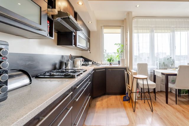 Mieszkanie 3-pokojowe Kraków Bronowice, ul. Lucjana Rydla. Zdjęcie 2