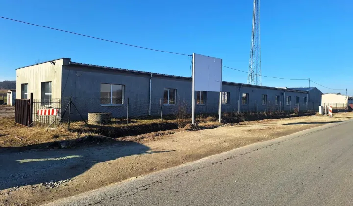 Hala/magazyn Rogaszyce