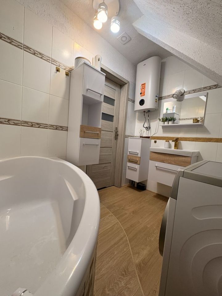 Mieszkanie 3-pokojowe Łaziska Górne. Zdjęcie 2