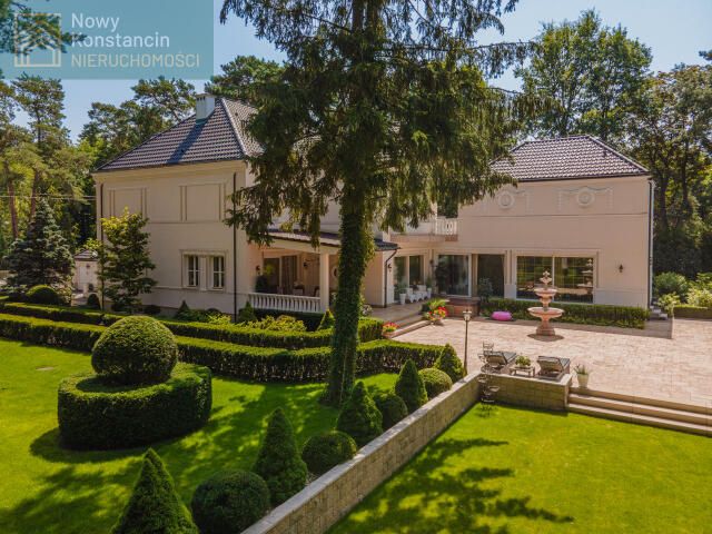 dom wolnostojący, 10 pokoi Konstancin-Jeziorna. Zdjęcie 1