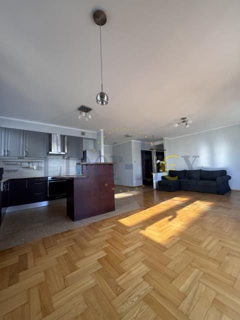 Mieszkanie 3-pokojowe Józefosław, ul. Alaski. Zdjęcie 4