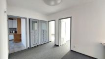 Mieszkanie 5-pokojowe Kraków Bieżanów, ul. ks. Prałata Mariana Łaczka. Zdjęcie 1