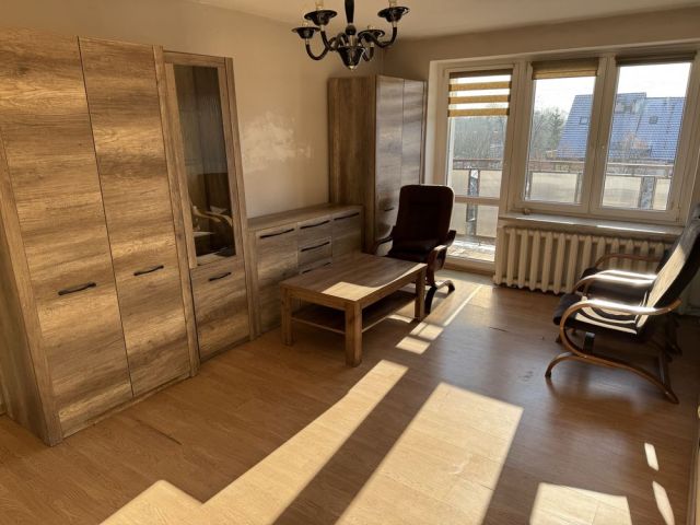 Mieszkanie 3-pokojowe Złotów, ul. Konopnickiej. Zdjęcie 1