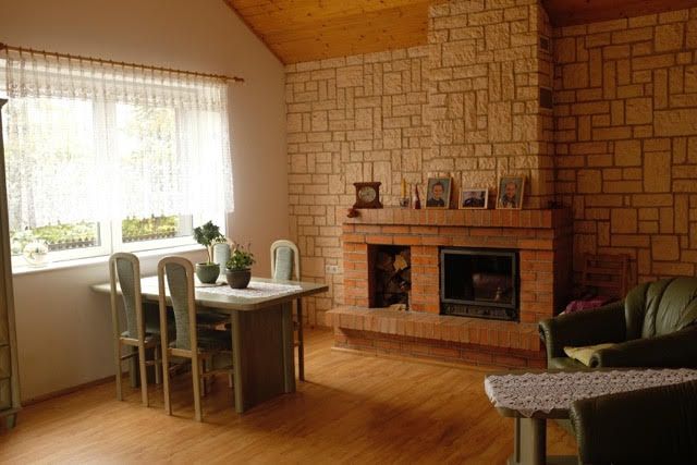 dom wolnostojący, 6 pokoi Cząstkowo. Zdjęcie 9