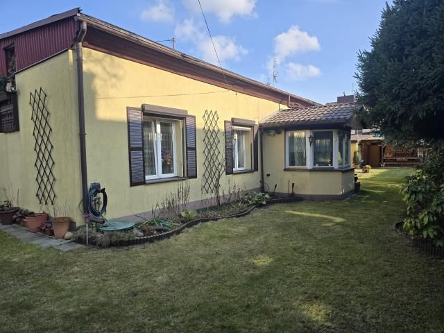 dom wolnostojący, 3 pokoje Wołomin Sławek. Zdjęcie 3