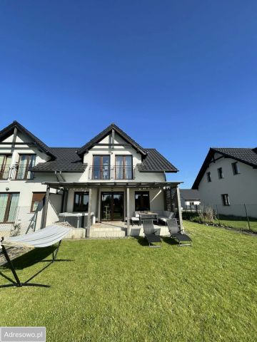 bliźniak, 5 pokoi Chrząstawa Mała. Zdjęcie 1