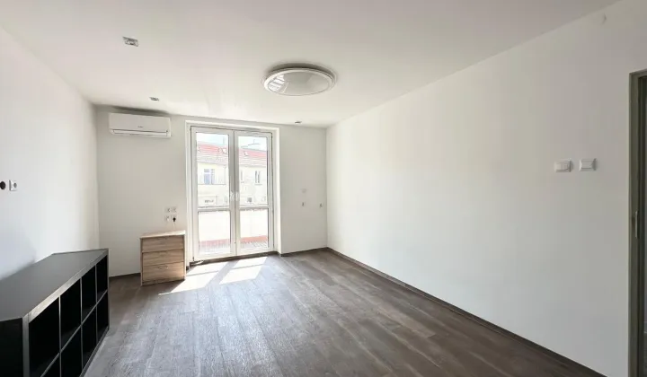 Pokój Wrocław Śródmieście, ul. Henryka Sienkiewicza
