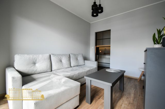 Mieszkanie 3-pokojowe Kraków, os. Piastów. Zdjęcie 2