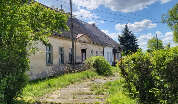 dworek Brzezinki