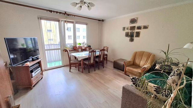 Mieszkanie 3-pokojowe Pionki, ul. Bohaterów Studzianek. Zdjęcie 1