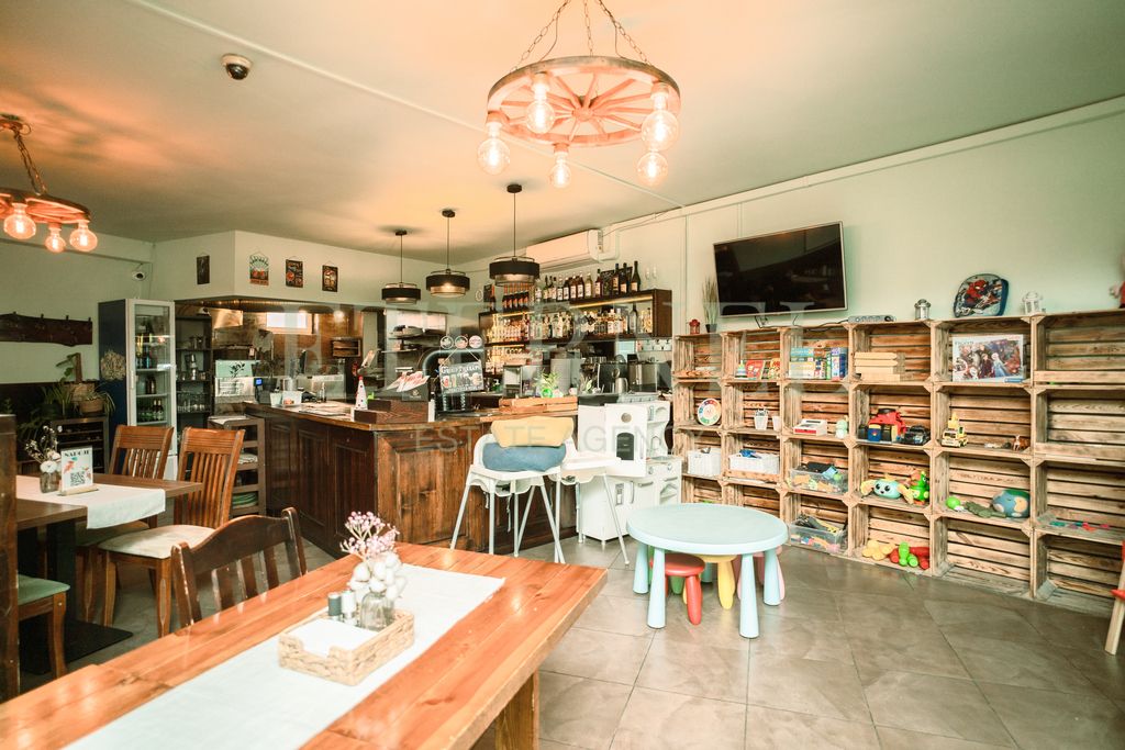 Lokal Skawina, ul. Adama Mickiewicza. Zdjęcie 9