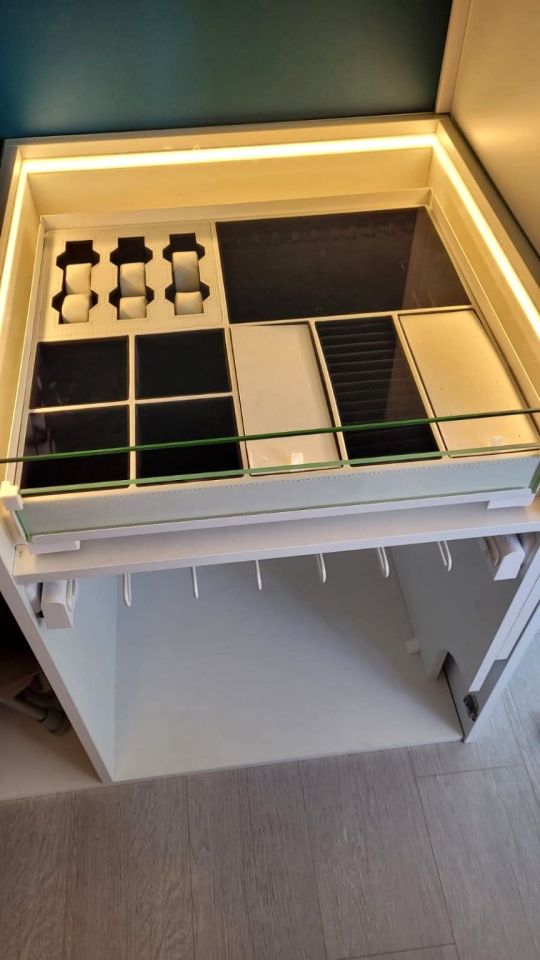 dom szeregowy, 4 pokoje Mirków, ul. Makowa. Zdjęcie 2