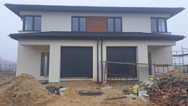 bliźniak, 4 pokoje Turka. Zdjęcie 1