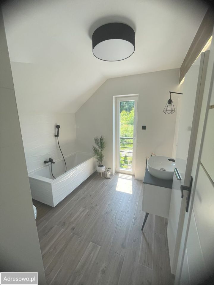 dom wolnostojący, 3 pokoje Żywiec, ul. Królowej Jadwigi. Zdjęcie 5