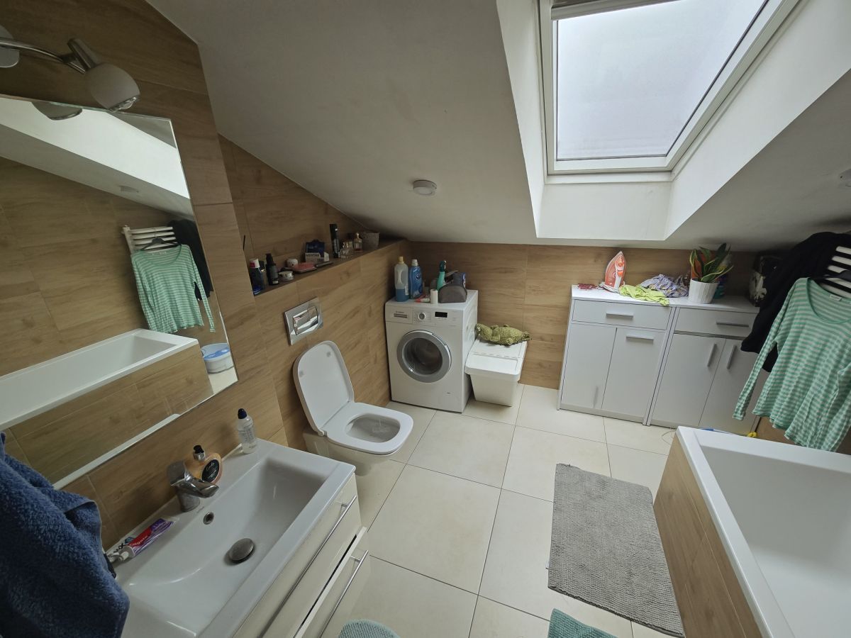 Mieszkanie 6-pokojowe Marki. Zdjęcie 24