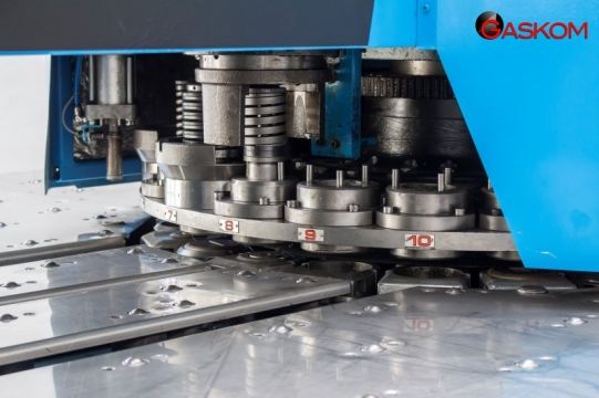 Hala/magazyn Karzcino. Zdjęcie 5