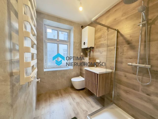 Mieszkanie 2-pokojowe Jelenia Góra, ul. Jana Kasprowicza. Zdjęcie 13