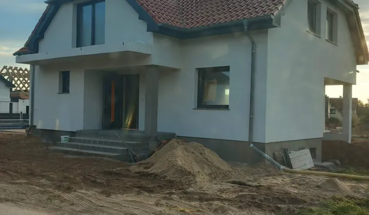 dom wolnostojący, 6 pokoi Bolesławiec, ul. Ceramiczna