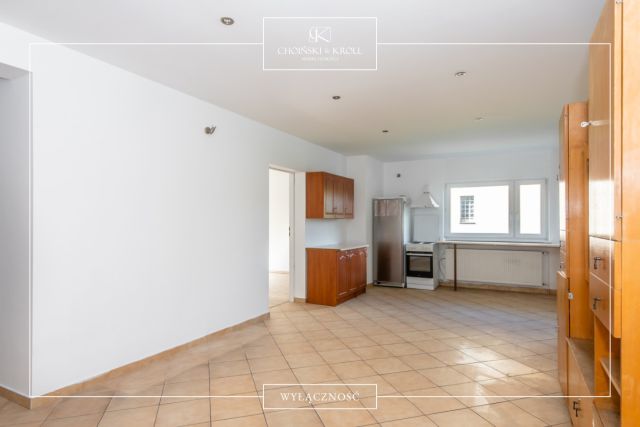 dom wolnostojący, 10 pokoi Poznań Dębiec, ul. Jaśminowa. Zdjęcie 10