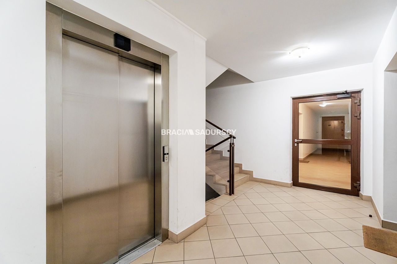 Mieszkanie 3-pokojowe Kraków Łagiewniki-Borek Fałęcki, ul. Aleksandra Fredry. Zdjęcie 14