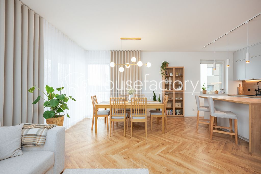 Mieszkanie 3-pokojowe Łódź, ul. Pienista. Zdjęcie 1