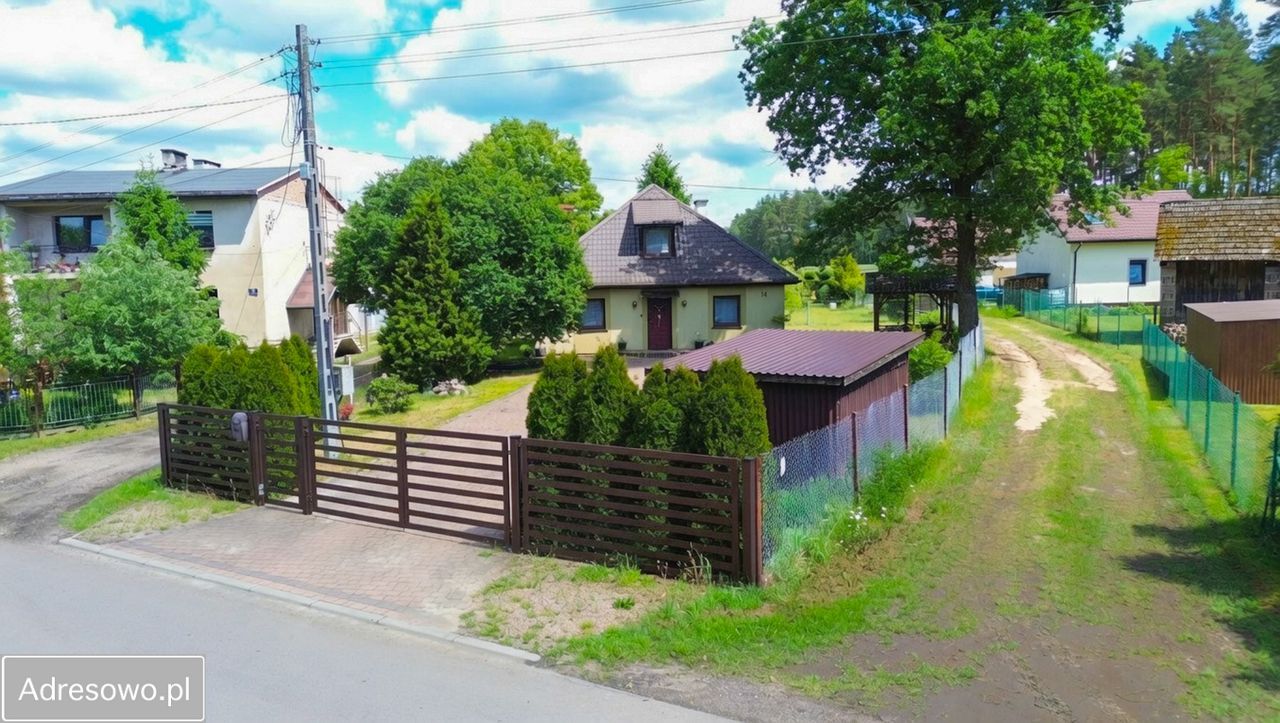 dom wolnostojący, 4 pokoje Tanina, ul. Strażacka. Zdjęcie 1