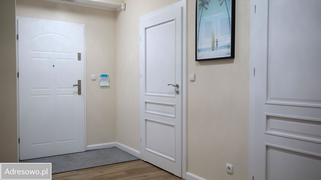 Mieszkanie 4-pokojowe Legnica Centrum, ul. Szkolna. Zdjęcie 9