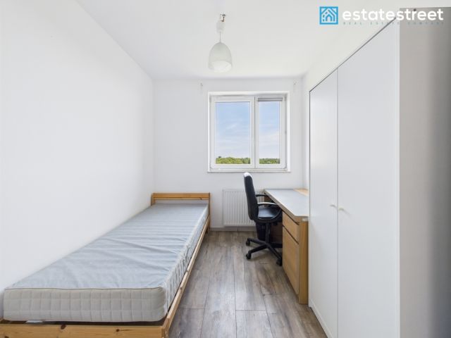 Mieszkanie 3-pokojowe Kraków Czyżyny, ul. bp. Piotra Tomickiego. Zdjęcie 11